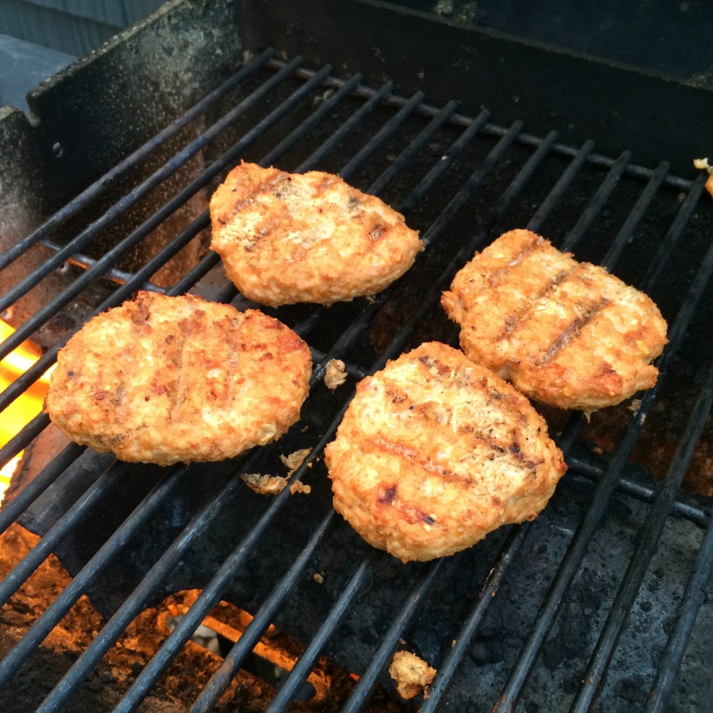 Hawaiian Chicken Burgers with Pineapple Guacamole – The Sisters Kitchen